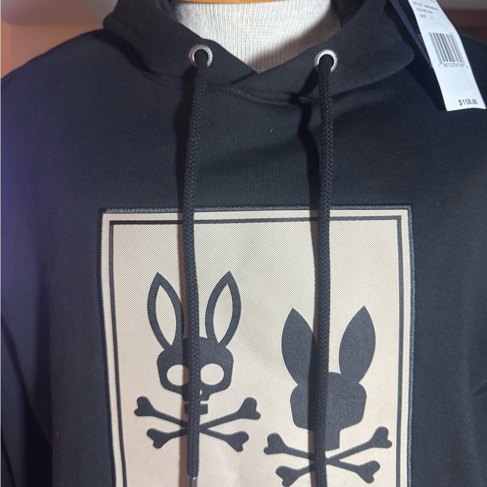 Psycho Bunny Black Hoodie for Men
Large - Picture 16 of 16